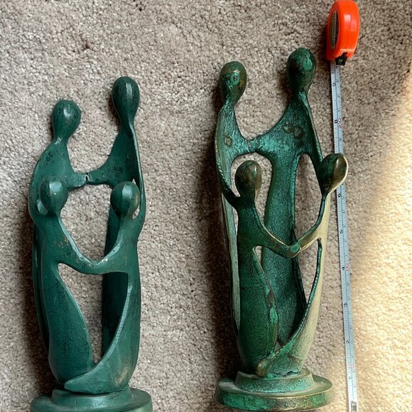 Vintage 4 Person Family Figurine (Set of TWO) (h/c/x) - Picture 1 of 13